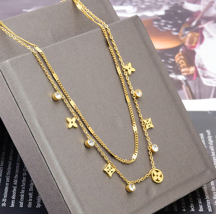 Halskette des goldenen Flows